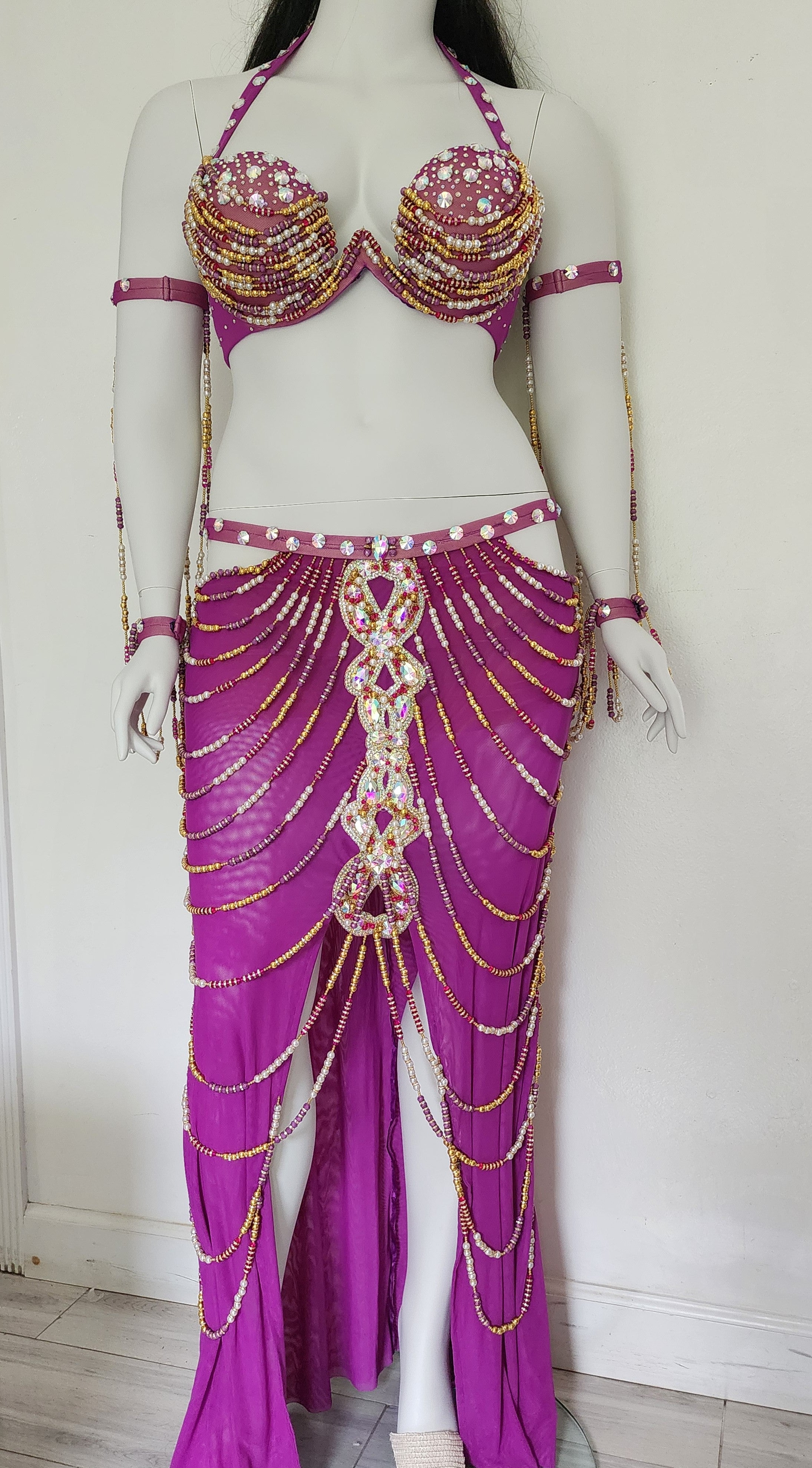 Eman Zaki Costume 25359