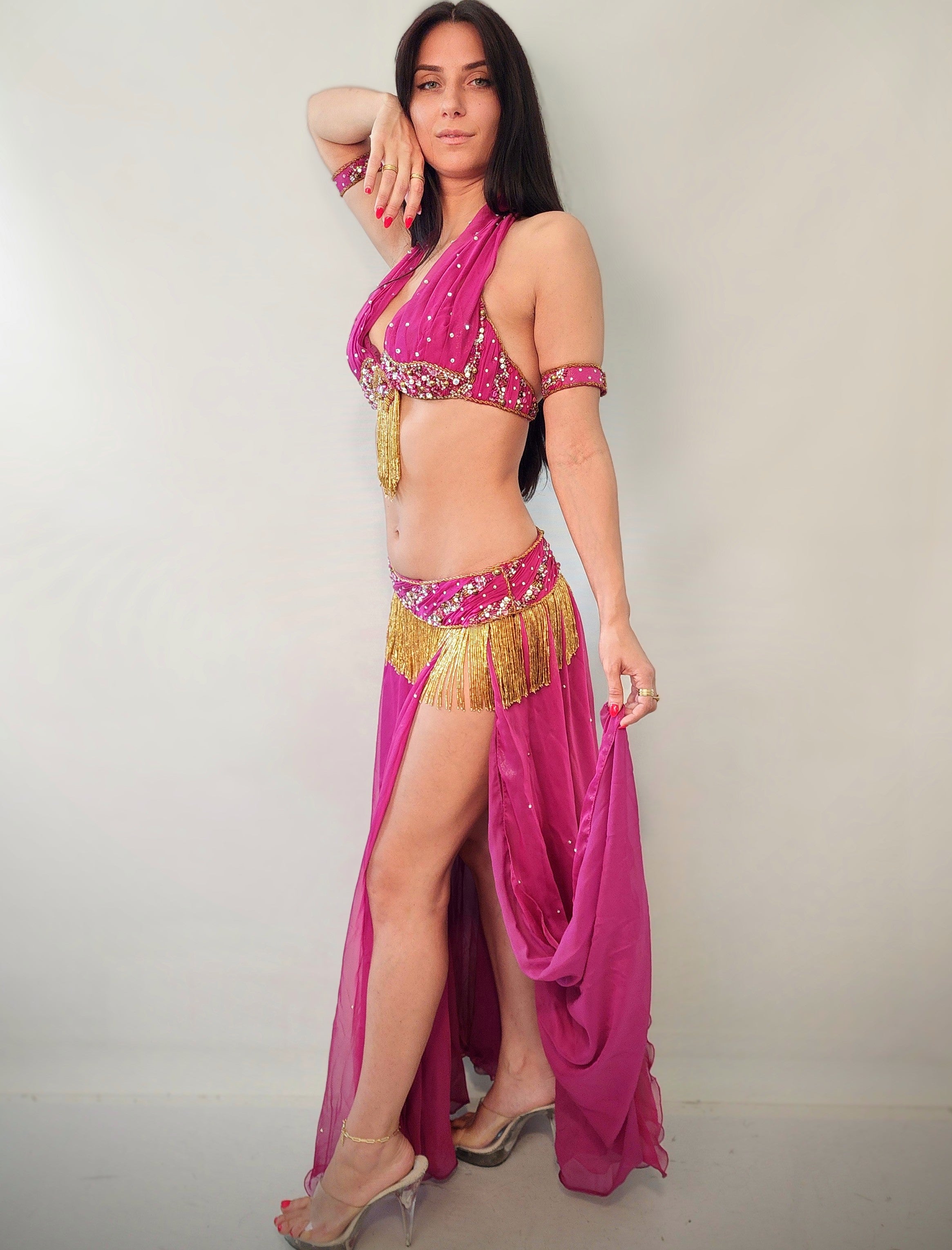 Hoda Zaki Costume ~ 25428