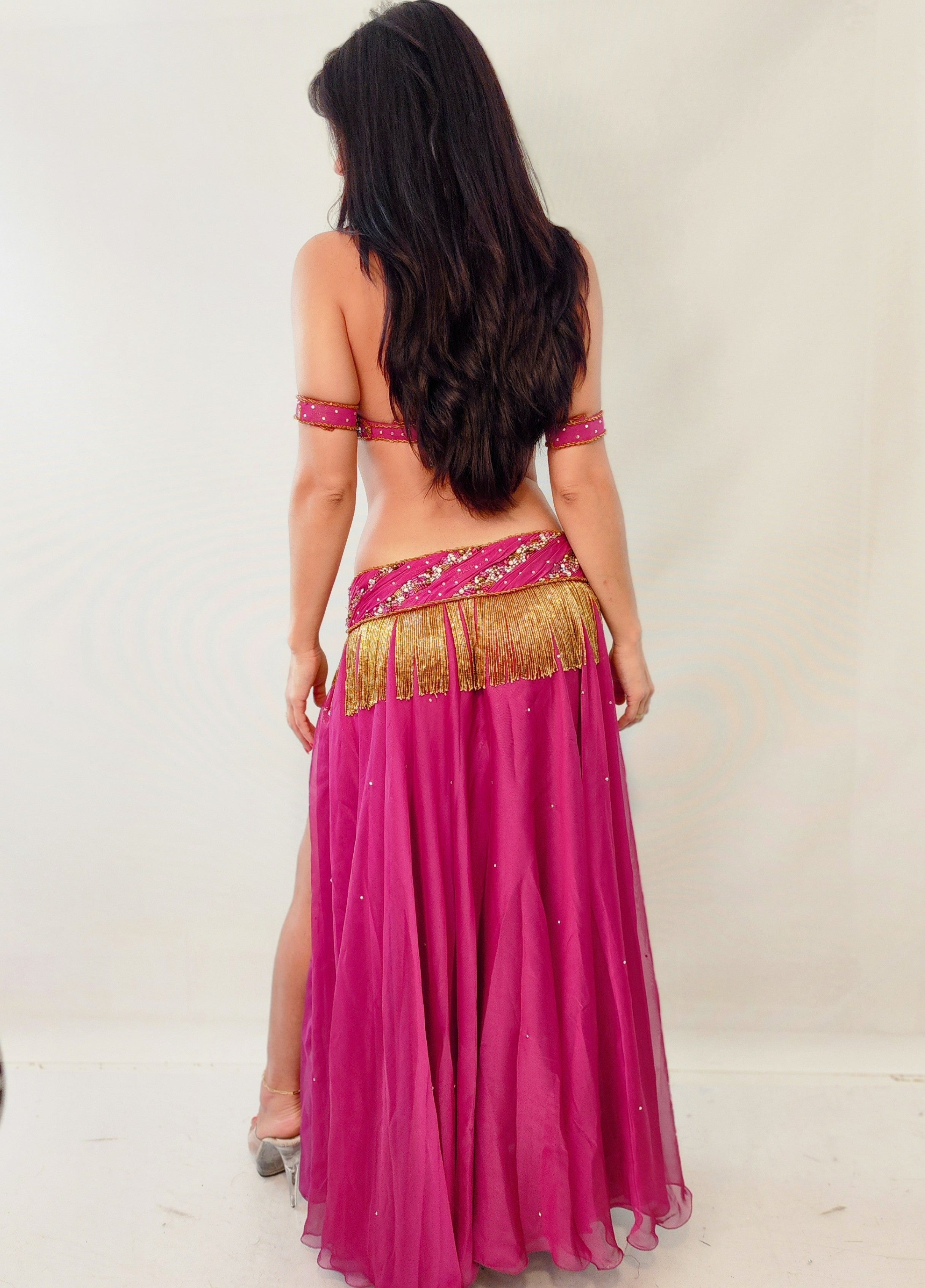 Hoda Zaki Costume ~ 25428