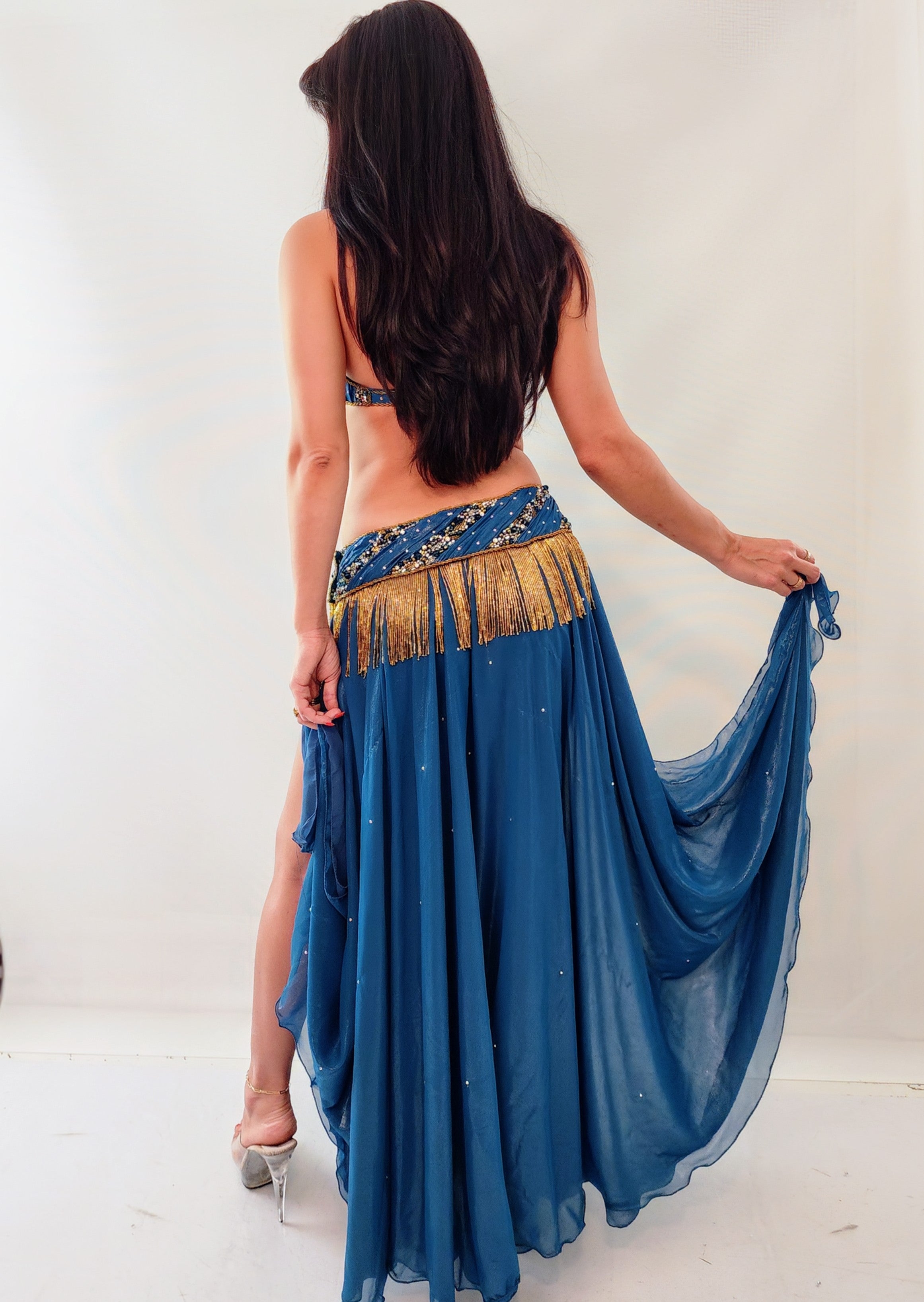 Hoda Zaki Costume ~ 25427