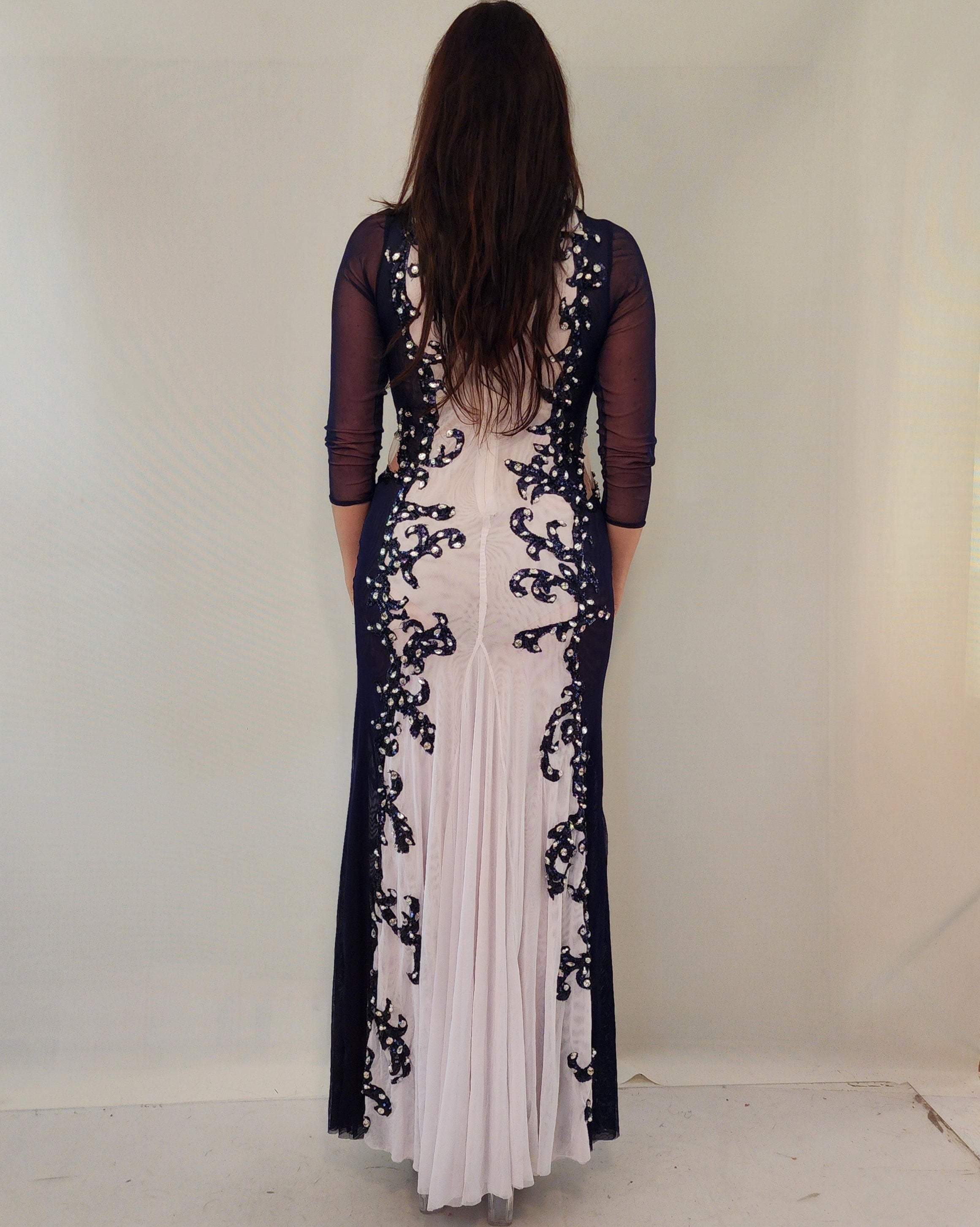 Eman Zaki Costume 25500