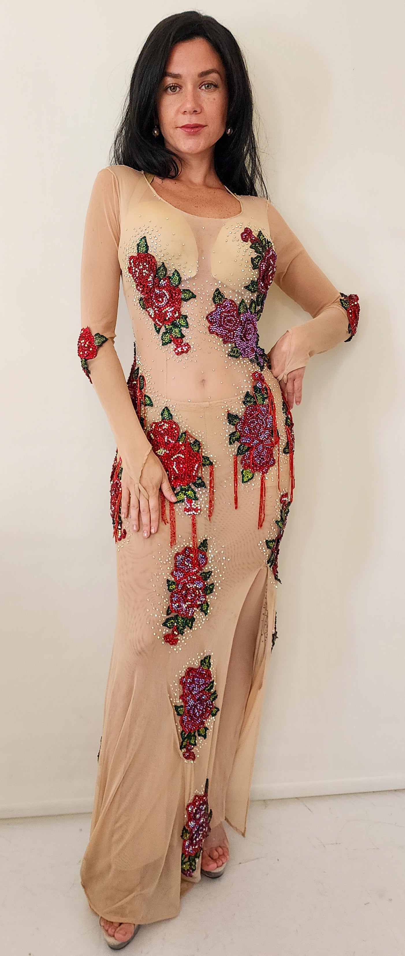 Eman Zaki Costume 25386 Eman Zaki Costume 25386