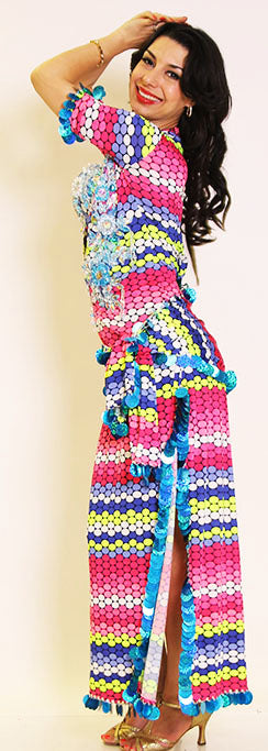 Folkloric Nadia Folkloric Nadia