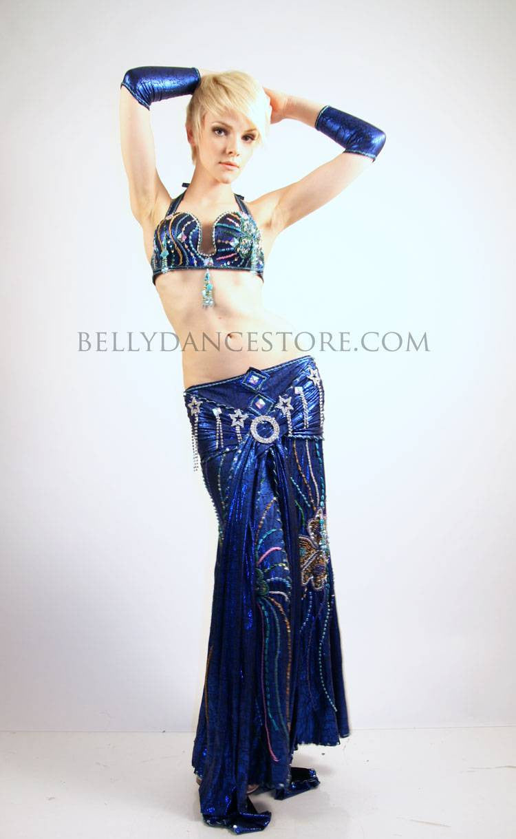 Nabila  Costume