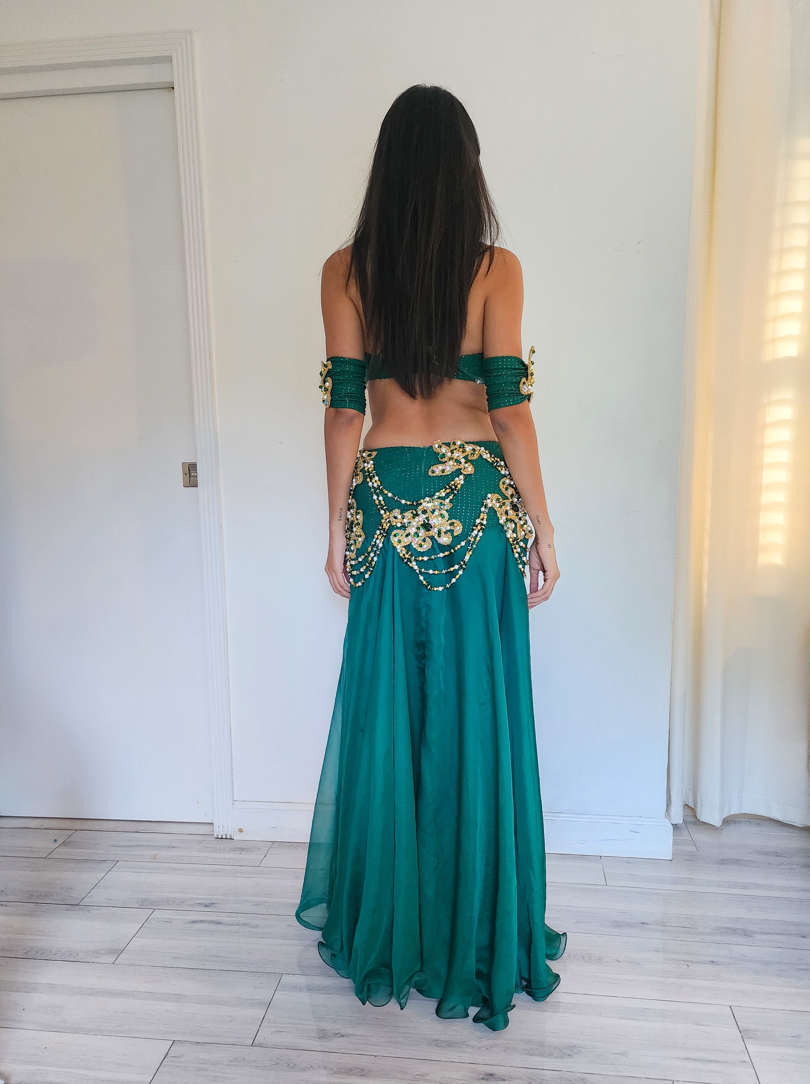 Eman Zaki Costume 25362