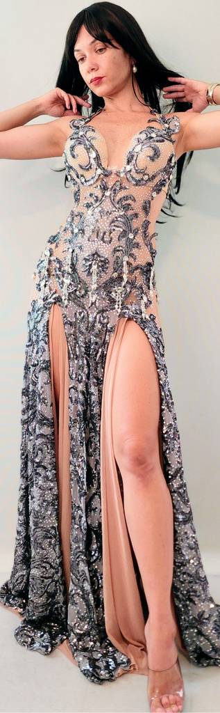 Eman Zaki  dress 25522