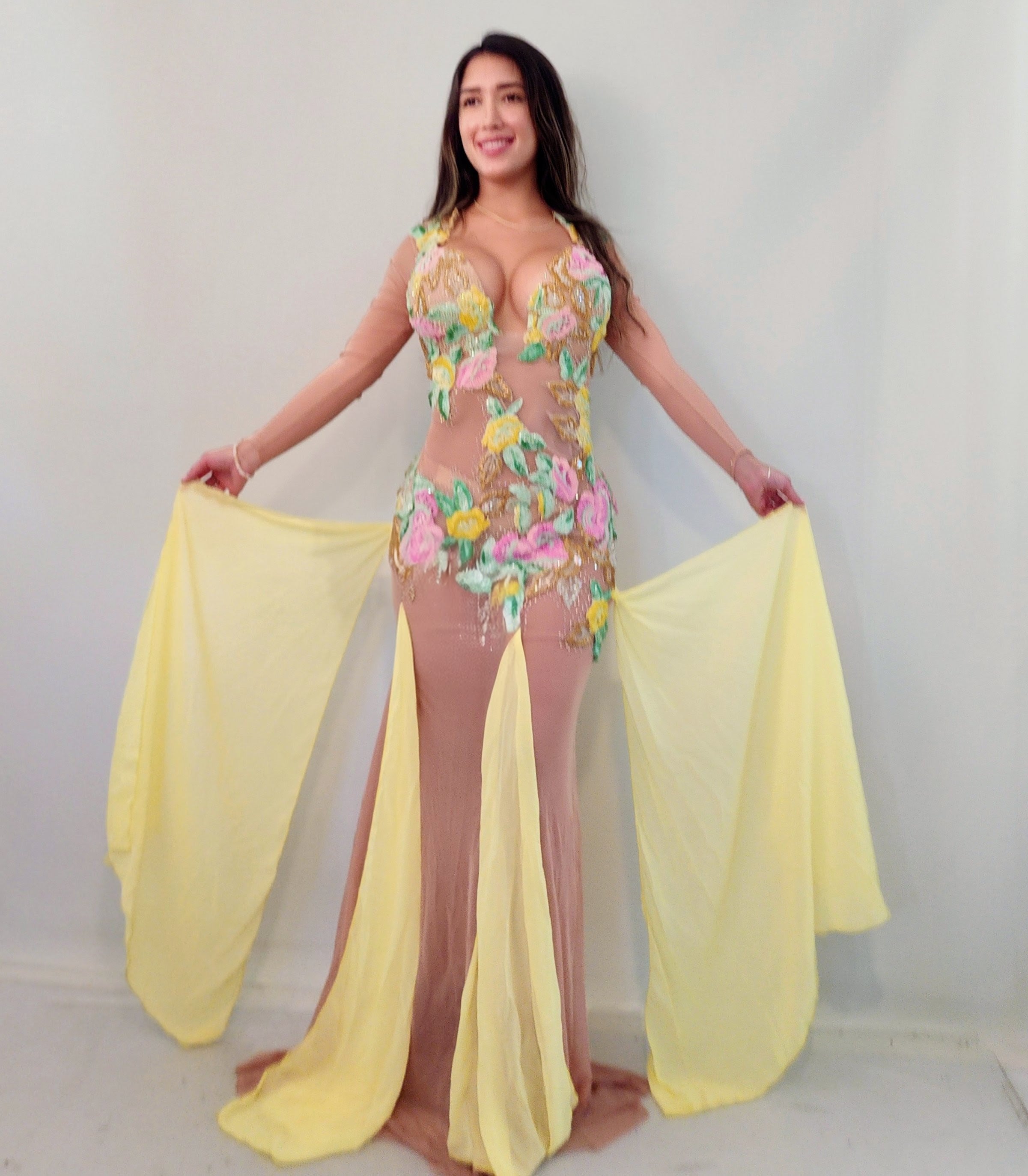 Eman Zaki Costume 25527