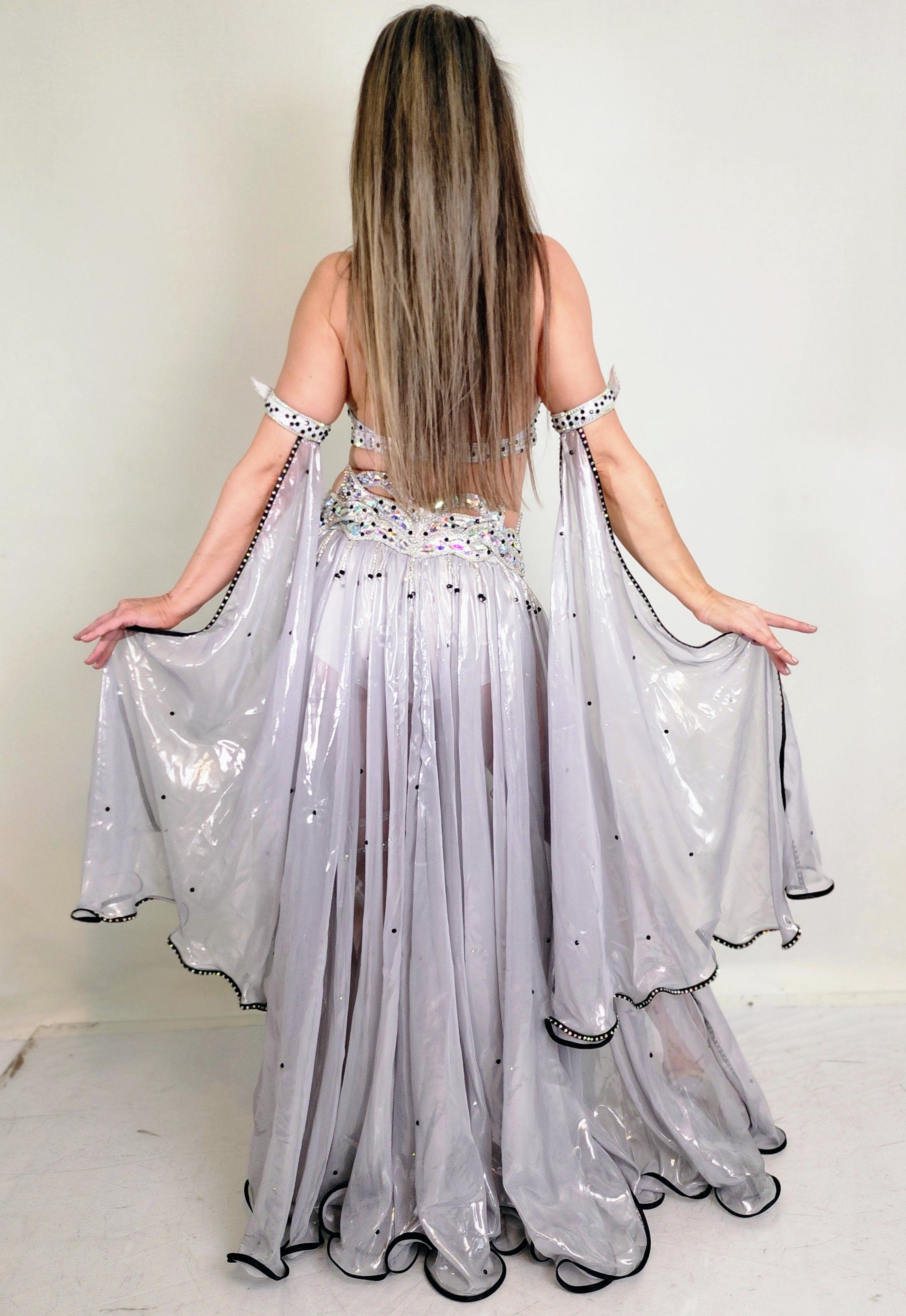 Eman  Zaki Costume 25613